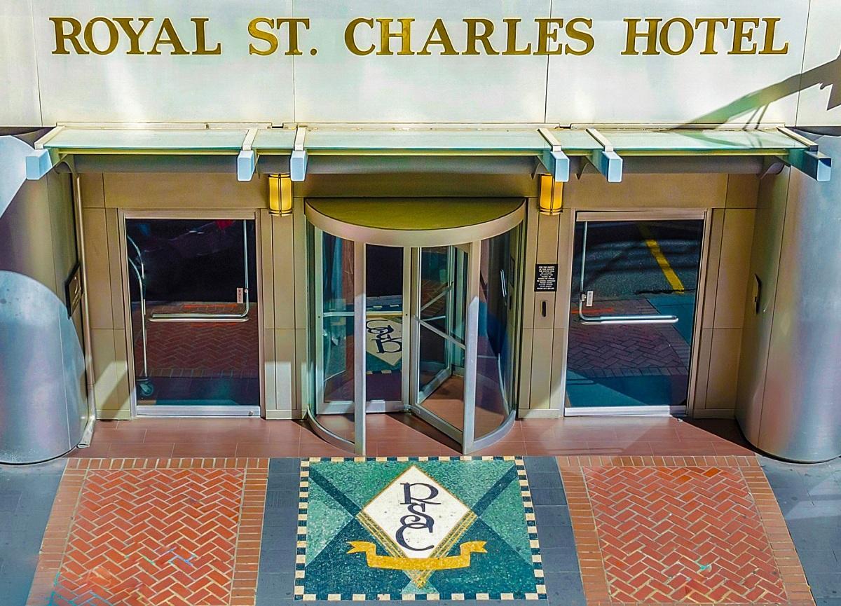 로얄 세인트 찰스 호텔 뉴올리언스 외부 사진